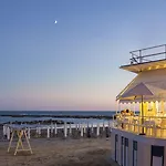 Riviera 3*
