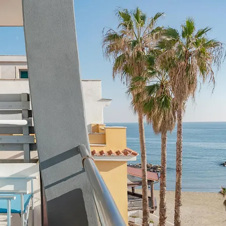 Riviera Hotel