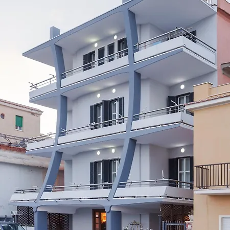 Riviera 3*