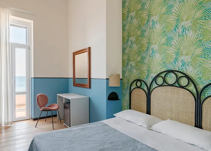 Riviera 3*
